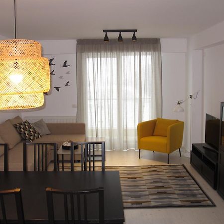 Airport Residence 2 Отопени Экстерьер фото