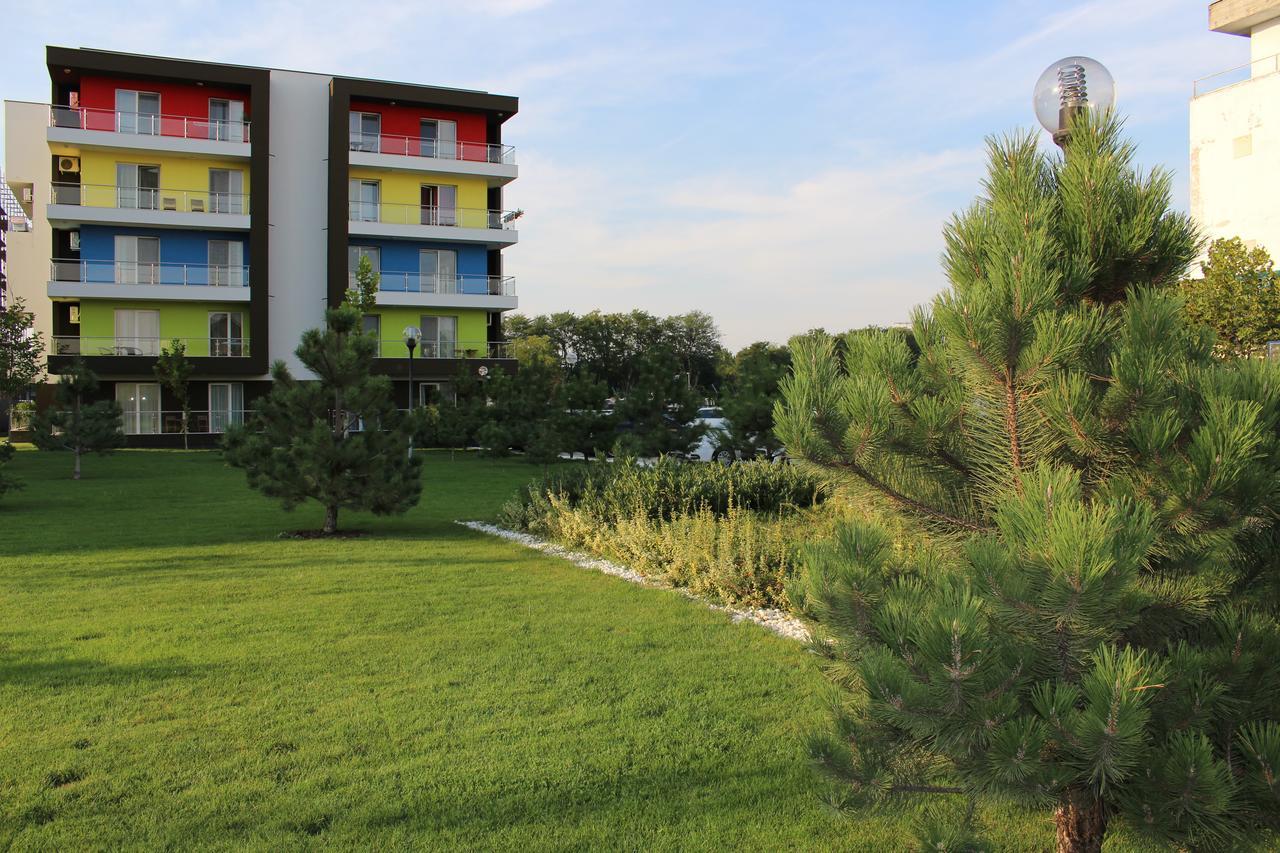 Airport Residence 2 Отопени Экстерьер фото
