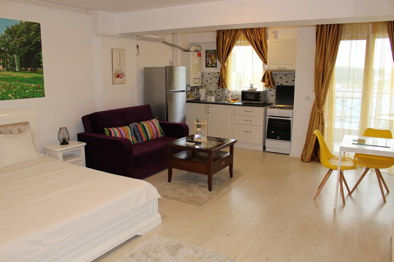 Airport Residence 2 Отопени Экстерьер фото