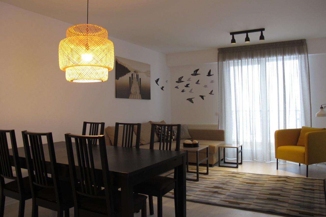 Airport Residence 2 Отопени Экстерьер фото