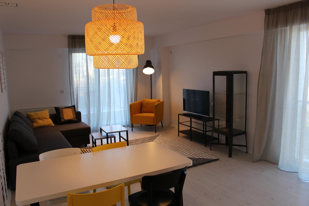 Airport Residence 2 Отопени Экстерьер фото