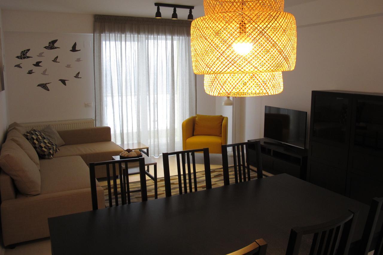 Airport Residence 2 Отопени Экстерьер фото