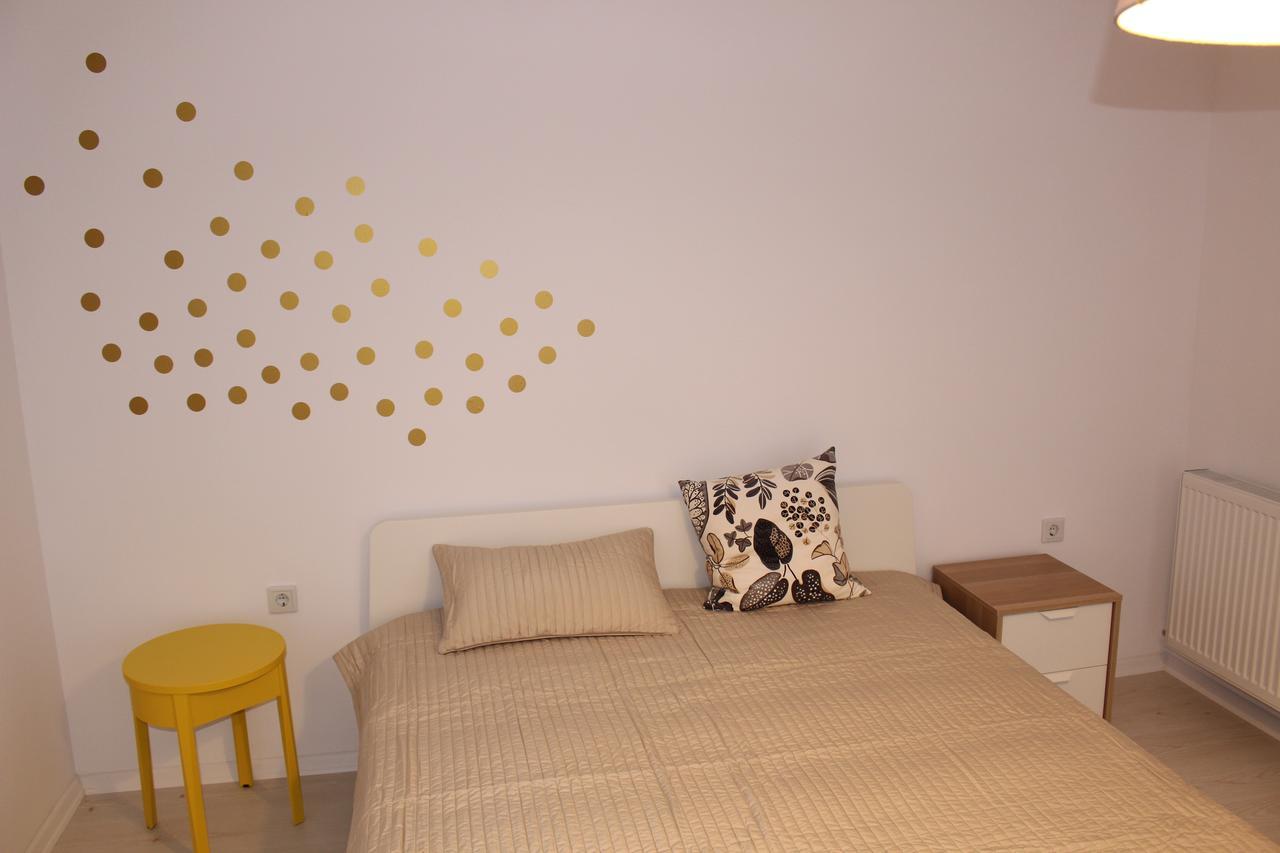 Airport Residence 2 Отопени Экстерьер фото