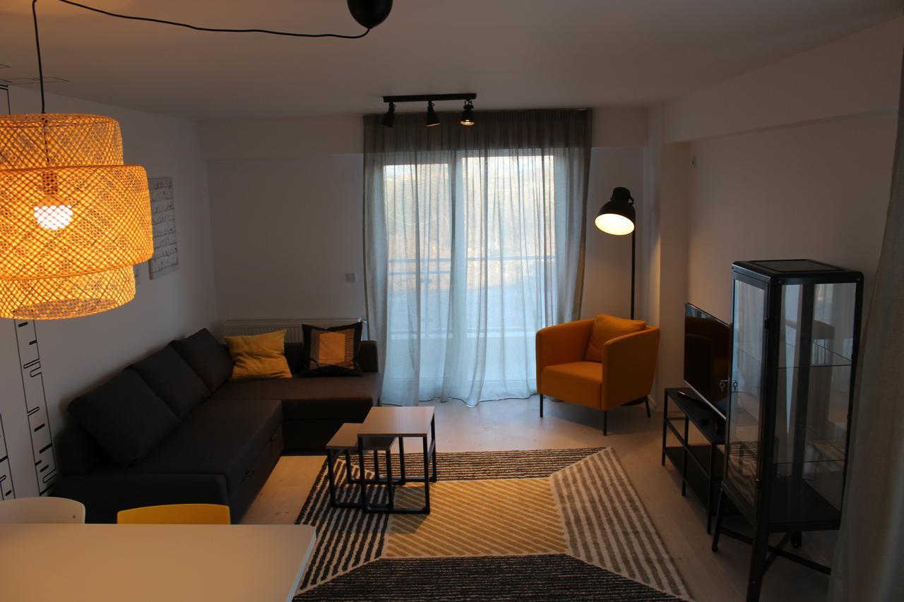 Airport Residence 2 Отопени Экстерьер фото